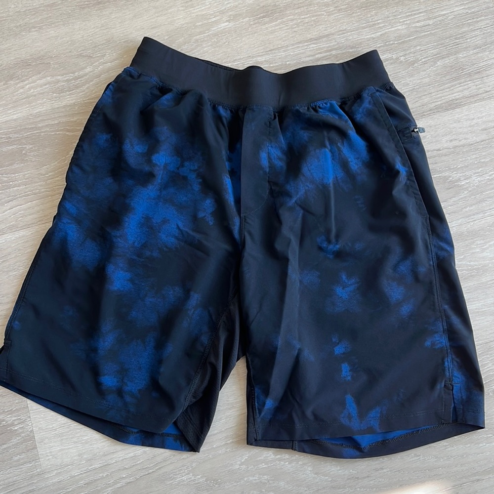 Fabletics Men’s Original Fundamental Shorts 9 inch inseam